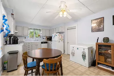 19 Greene St, Beverly, MA 01915 - Photo 12