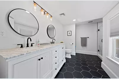 139 Washington Street, East Bridgewater, MA 02333 - Photo 24