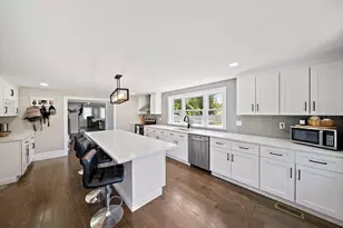 139 Washington St, East Bridgewater, MA 02333 - Photo 4