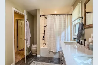 70 Lovers Lane, Greenfield, MA 01301 - Photo 18
