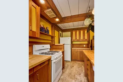83 Crossbrook Avenue #83, Amherst, MA 01002 - Photo 8