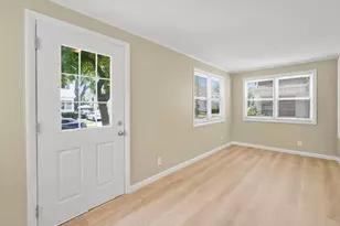 120-122 Larkspur St, Springfield, MA 01108 - Photo 16