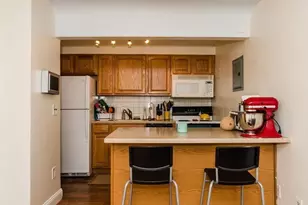 10 Commonwealth Ct, Boston, MA 02135 - Photo 2