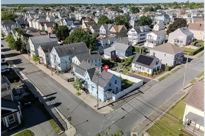 124 Washington St, New Bedford, MA 02740 - Photo 2