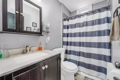 124 Washington St, New Bedford, MA 02740 - Photo 14