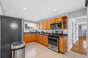 124 Washington St, New Bedford, MA 02740 - Photo 10