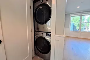 113 Beacon St, Somerville, MA 02143 - Photo 24