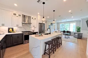 113 Beacon St, Somerville, MA 02143 - Photo 2