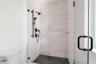 113 Beacon St, Somerville, MA 02143 - Photo 28