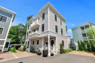 113 Beacon St, Somerville, MA 02143 - Photo 28