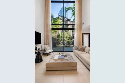 109 Chandler St #1, Boston, MA 02116 - Photo 1