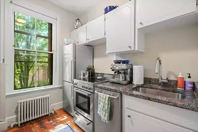14 Gloucester St #3B, Boston, MA 02115 - Photo 4