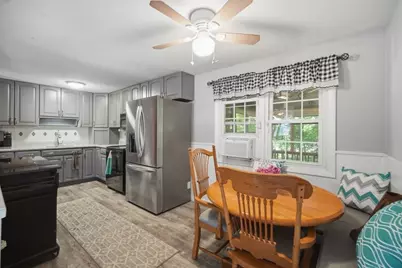 227 Acrebrook Dr, Northampton, MA 01062 - Photo 12