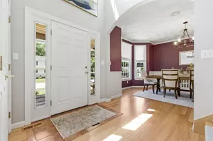 27 Boulder Dr, Burlington, MA 01803 - Photo 4