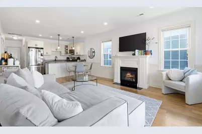118 Saxton St #3, Boston, MA 02125 - Photo 2