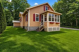 70 Groveland St, Abington, MA 02351 - Photo 2