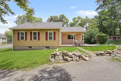 70 Groveland St, Abington, MA 02351 - Photo 34