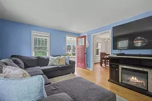 70 Groveland St, Abington, MA 02351 - Photo 4