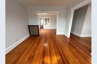 17 Oakland #17, Watertown, MA 02472 - Photo 2