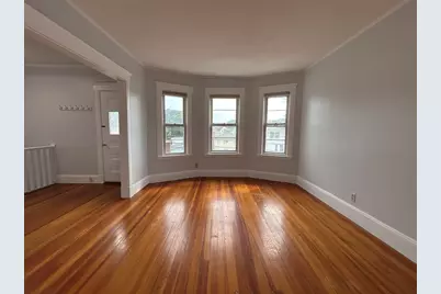 17 Oakland #17, Watertown, MA 02472 - Photo 4