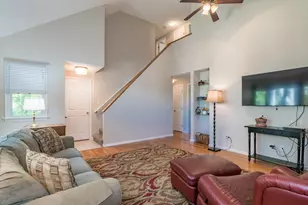 38 Donald Ave, East Longmeadow, MA 01028 - Photo 8