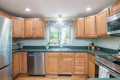 38 Donald Ave, East Longmeadow, MA 01028 - Photo 10
