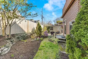 3 Moultrie St, Boston, MA 02124 - Photo 30