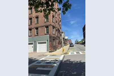 257 Pleasant St #9, Worcester, MA 01609 - Photo 2