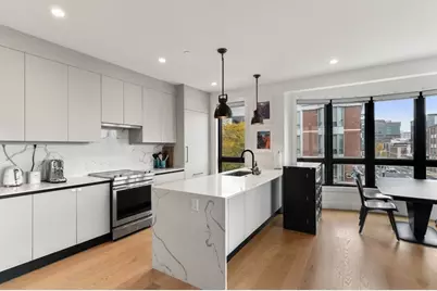 75 W Broadway #301, Boston, MA 02127 - Photo 2