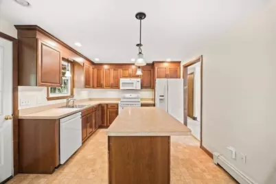 391 Scenic Hwy, Bourne, MA 02532 - Photo 8
