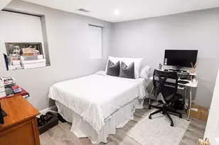 764 E 6th St, Boston, MA 02127 - Photo 6
