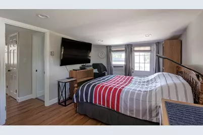 299 South Rd #2, Bedford, MA 01730 - Photo 8