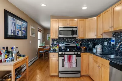 295 River St #3R, Cambridge, MA 02139 - Photo 10