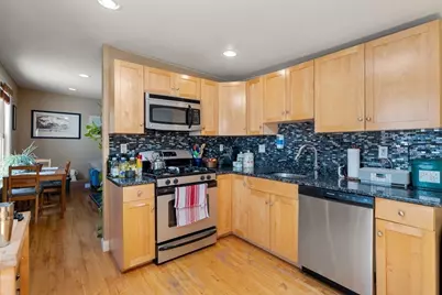 295 River St #3R, Cambridge, MA 02139 - Photo 8