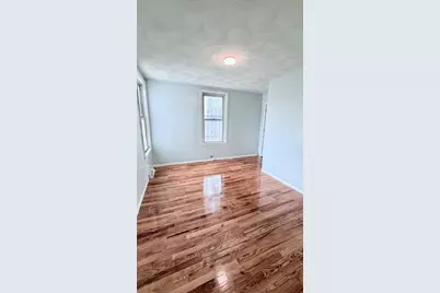 111-113 Bay, Springfield, MA 01109 - Photo 12