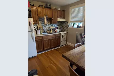 293 Spring St. Ext. #3, Medford, MA 02155 - Photo 2