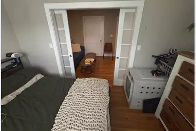 293 Spring St. Ext. #3, Medford, MA 02155 - Photo 8