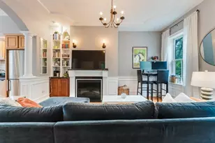 65 Baldwin St, Boston, MA 02129 - Photo 8