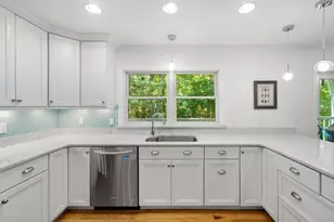 4 Deer Haven Rd, Beverly, MA 01915 - Photo 6