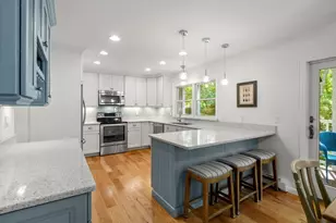 4 Deer Haven Rd, Beverly, MA 01915 - Photo 2