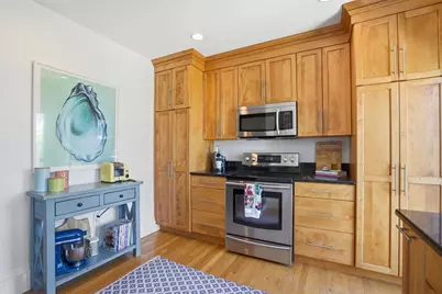 26 Manomet Ave, Hull, MA 02045 - Photo 8