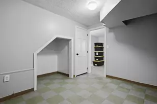 108 Marlborough St, Chelsea, MA 02150 - Photo 22