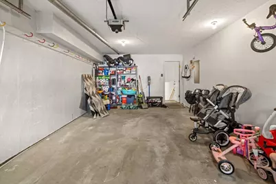 48 Regent Circle #48, Brookline, MA 02445 - Photo 18