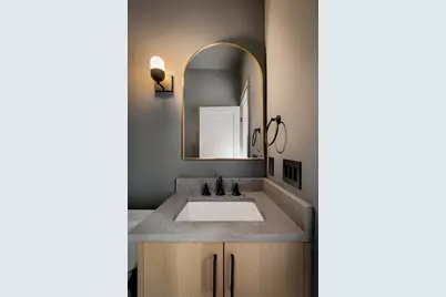 15 South Waverly, Boston, MA 02135 - Photo 12