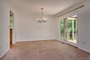 15 Red Fox Ln, Amherst, MA 01002 - Photo 10