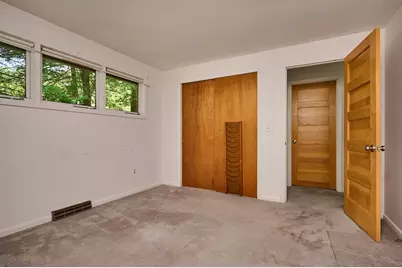15 Red Fox Ln, Amherst, MA 01002 - Photo 16