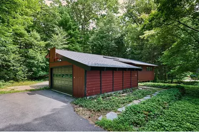 15 Red Fox Ln, Amherst, MA 01002 - Photo 24