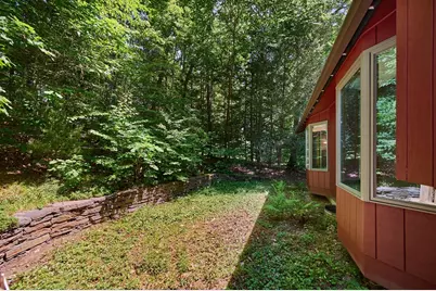 15 Red Fox Ln, Amherst, MA 01002 - Photo 28