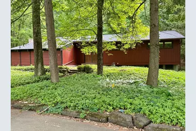 15 Red Fox Ln, Amherst, MA 01002 - Photo 2