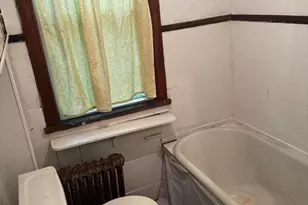 47 Ward St, Chicopee, MA 01020 - Photo 12